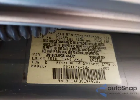 2011 Nissan Versa 1.8S z USA, uszkodzony, nr VIN 3N1BC1AP3BL444001